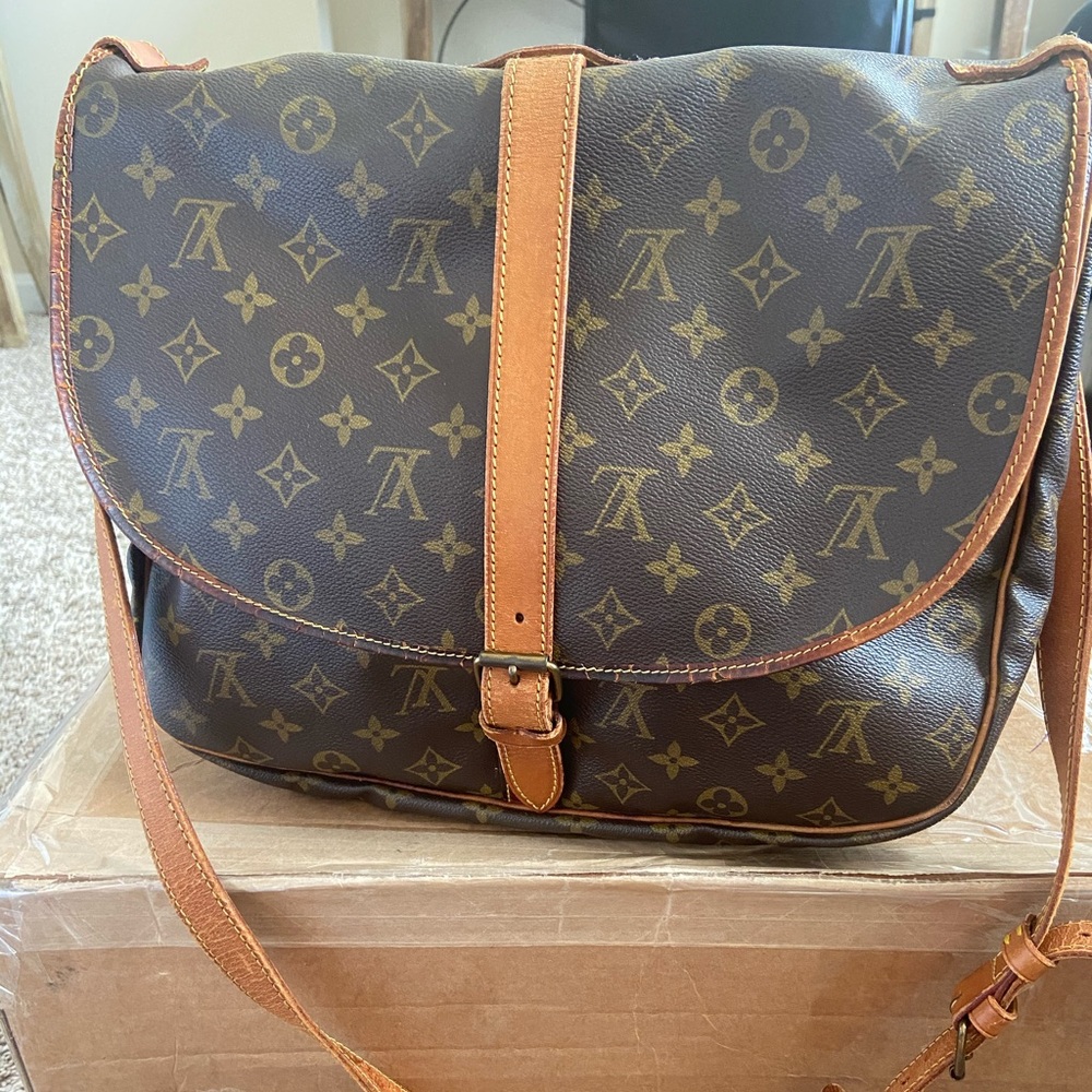 ***sold*** Authentic LV Bag